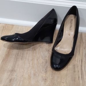 Ellen Tracy black wedges round toe shoes